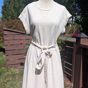 Who What Wear Brand Dress: Cream Colored: Removeable Belt: Large
